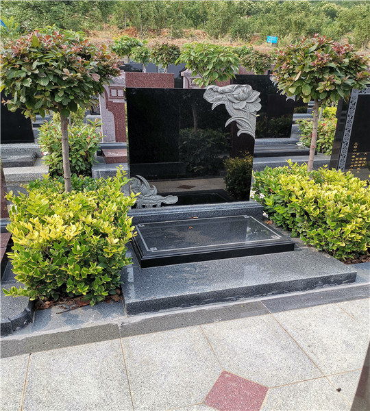 德馨园松鹤黑碑