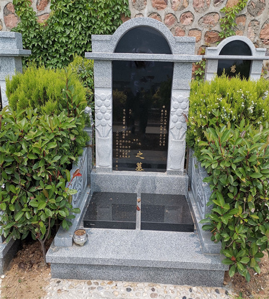 蟠龙苑孝爱福地