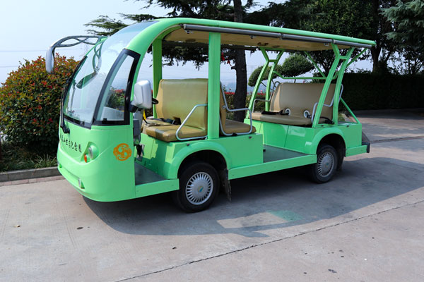 陵园摆渡车