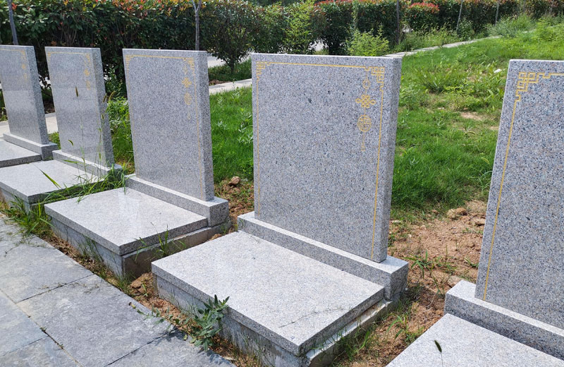 莲花山人文纪念公园莲花苑18900元立碑实拍