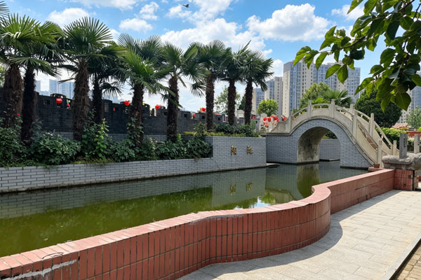 郑州二七区购墓必看：万福金像陵园价格与优质替代推荐